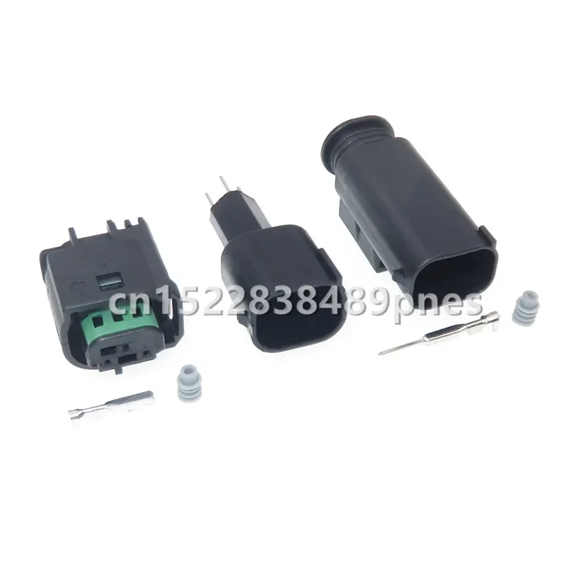 3 Pole Auto Socket …