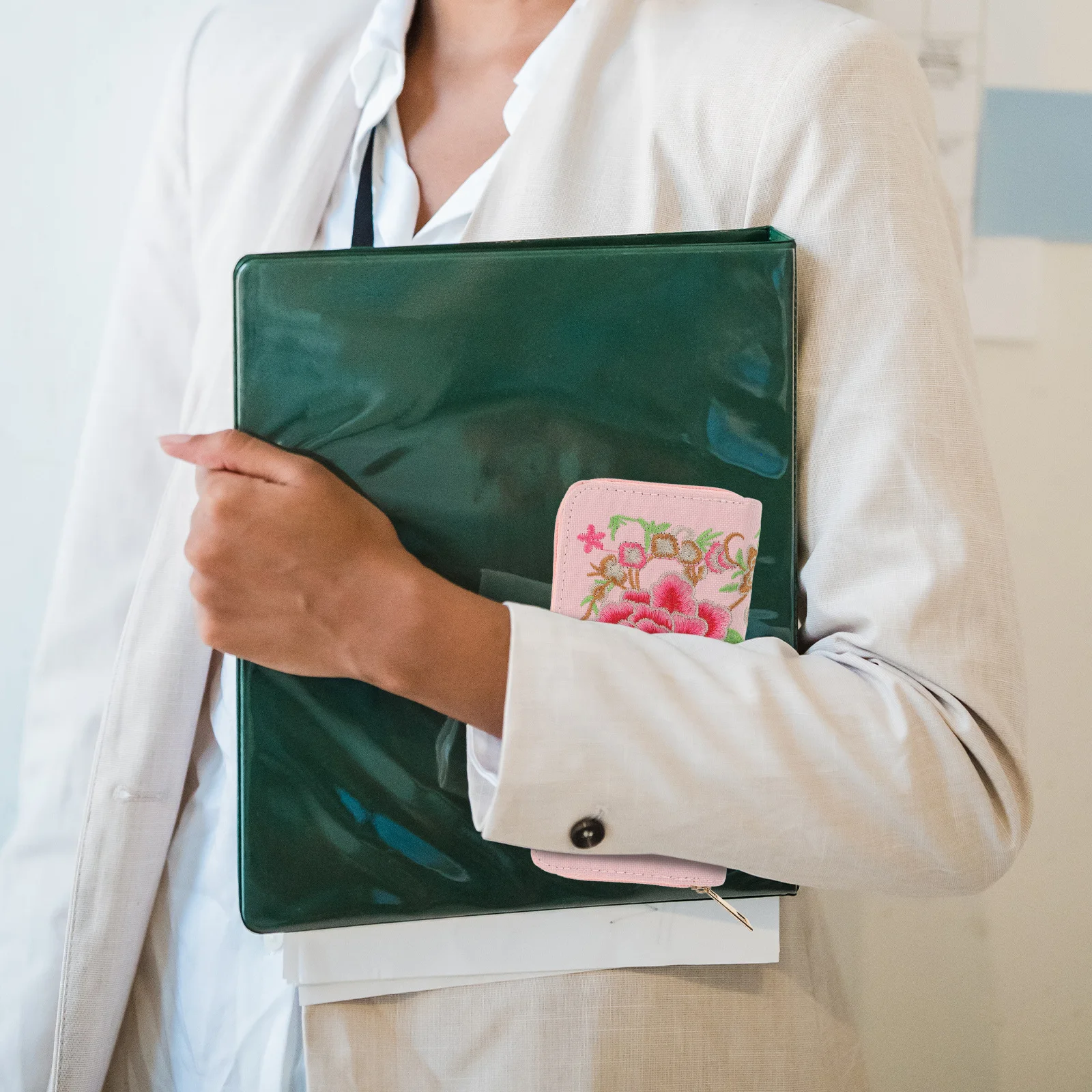 

Women Ethnic Floral Embroidered Wallet Cute Zip Clutch for Travel Card Holder Coin Purse Large Capacity Zipper Change Purse