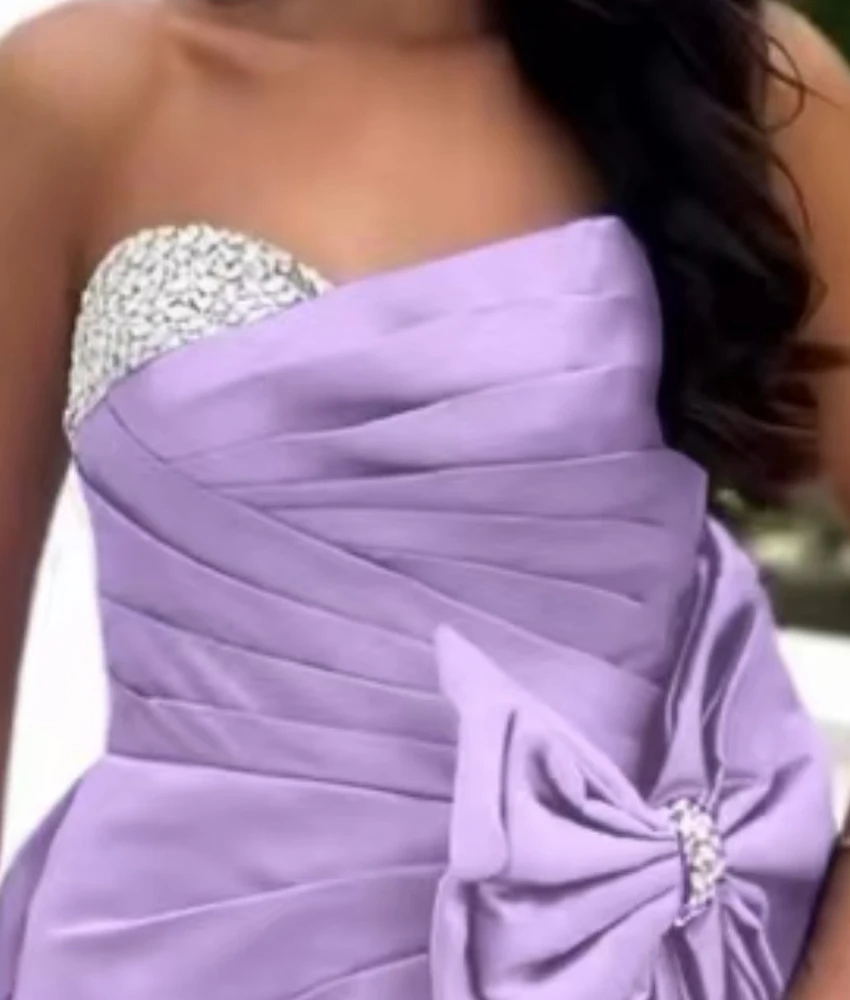 Gaun Malam Berjenjang Busur 3D Kristal A-Line Satin Seksi Kustom Gaun Prom Panjang Selantai Sayang Tanpa Lengan Kualitas Tinggi