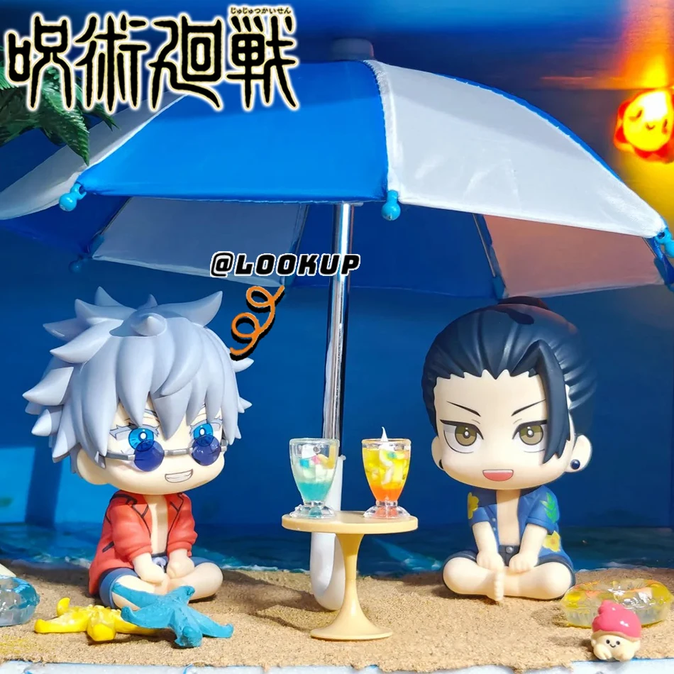 Jujutsu Kaisen Gojo Satoru Geto Suguru Anime-Figur Q-Version Sitzende Pose Sommerliche Freizeitkleidung PVC Sammlermodell Spielzeug