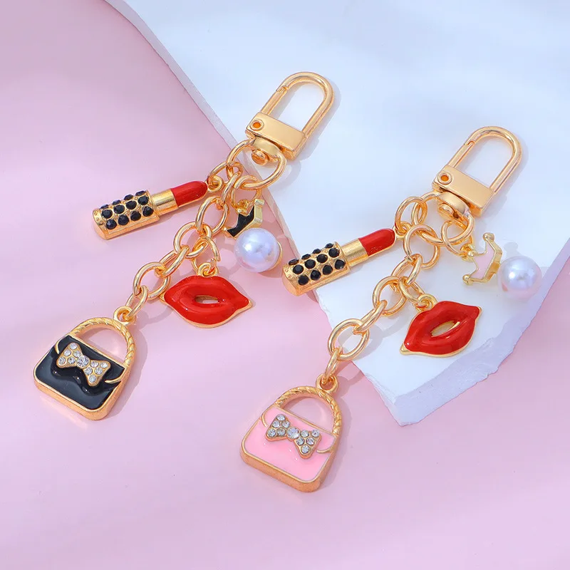 Style Lip Shaped Keychain with Pearl Pendant for Handbag Purse Phone Case Decor Elegant Fashion Accessory Gift for Women