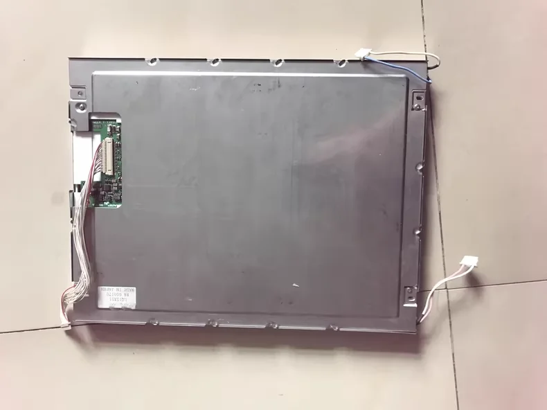 schermo-lcd-lq12x11-da-121-pollici-testato-e-intatto