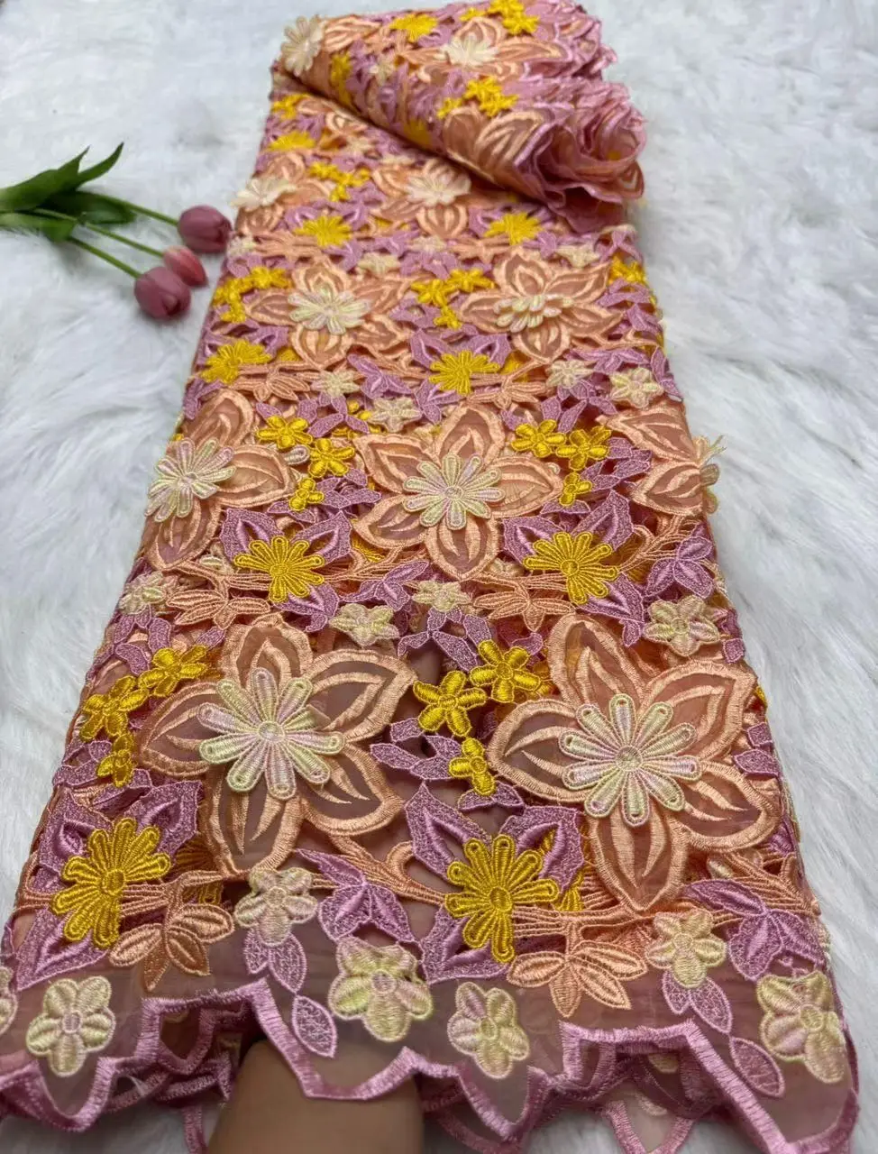 Afrikanischer Stoff Spitze Hohe Qualität 5 Yard 2025 3D-Spitzenstoff 5 Yard 3D-Guipure-Schnur-Spitzenstoff Geburtstagskleider Luxus 2025 H80-1