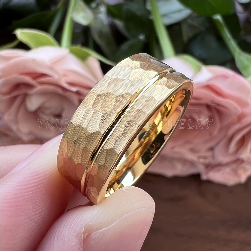 8 mm Eheringe aus Wolframkarbid für Männer und Frauen, Verlobung, Modeschmuck, gehämmerter, versetzter, gerillter, gebürsteter Finish, bequeme Passform – Detail 18