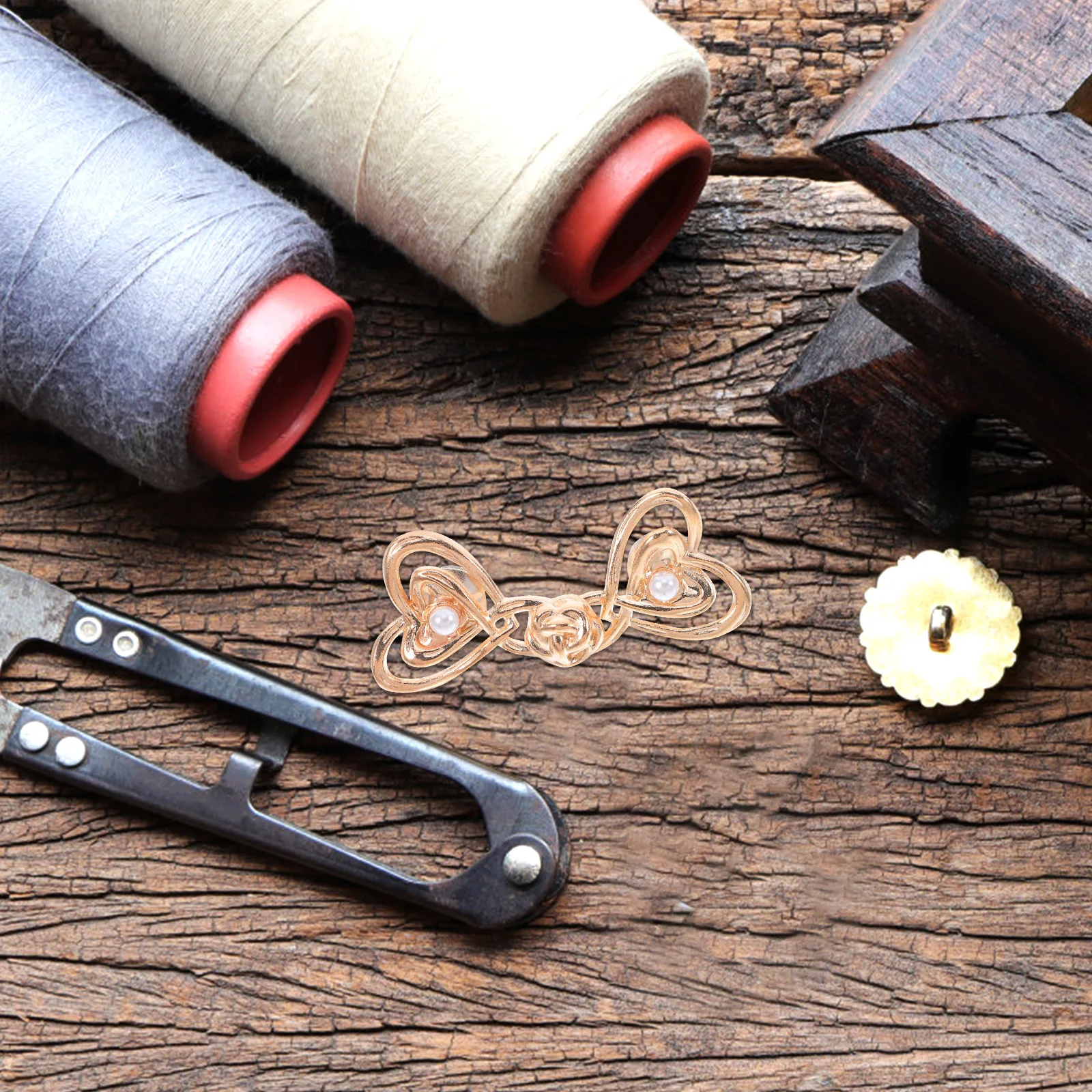 مشبك خصر على شكل قلب معدني بدون خياطة لشد الخصر قابل للتعديل لسراويل الجينز النسائية المكتبية ملابس يومية من سبائك الزنك