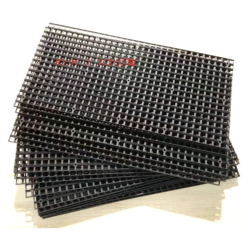 20pcs P3.91 (12.5cm * 6.25cm) 15 hole, LED indoor and outdoor stage rental screen 2121 LED bead display screen cover