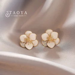 2025 Design High Class Elegant White Enamel Flower Stud Earrings For Women‘s New Fashion Jewelry Party Girl's Luxury Accessories