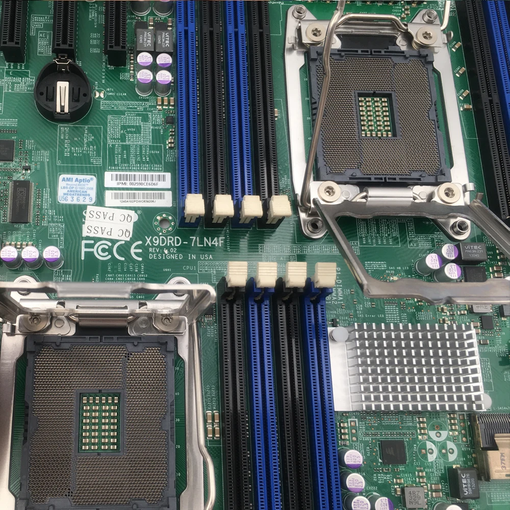 

Серверная материнская плата 2011, двойная семейка X79 E5-2600 ECC DDR3 LGA2011 PCI-E 3,0 X9DRD-7LN4F