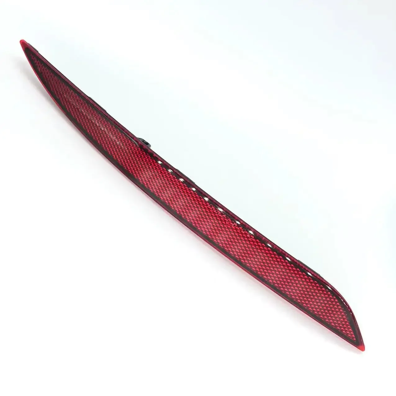 モデル3 Y車用リアバンパーライトリフレクターストリップサイドライトトリムに適しています