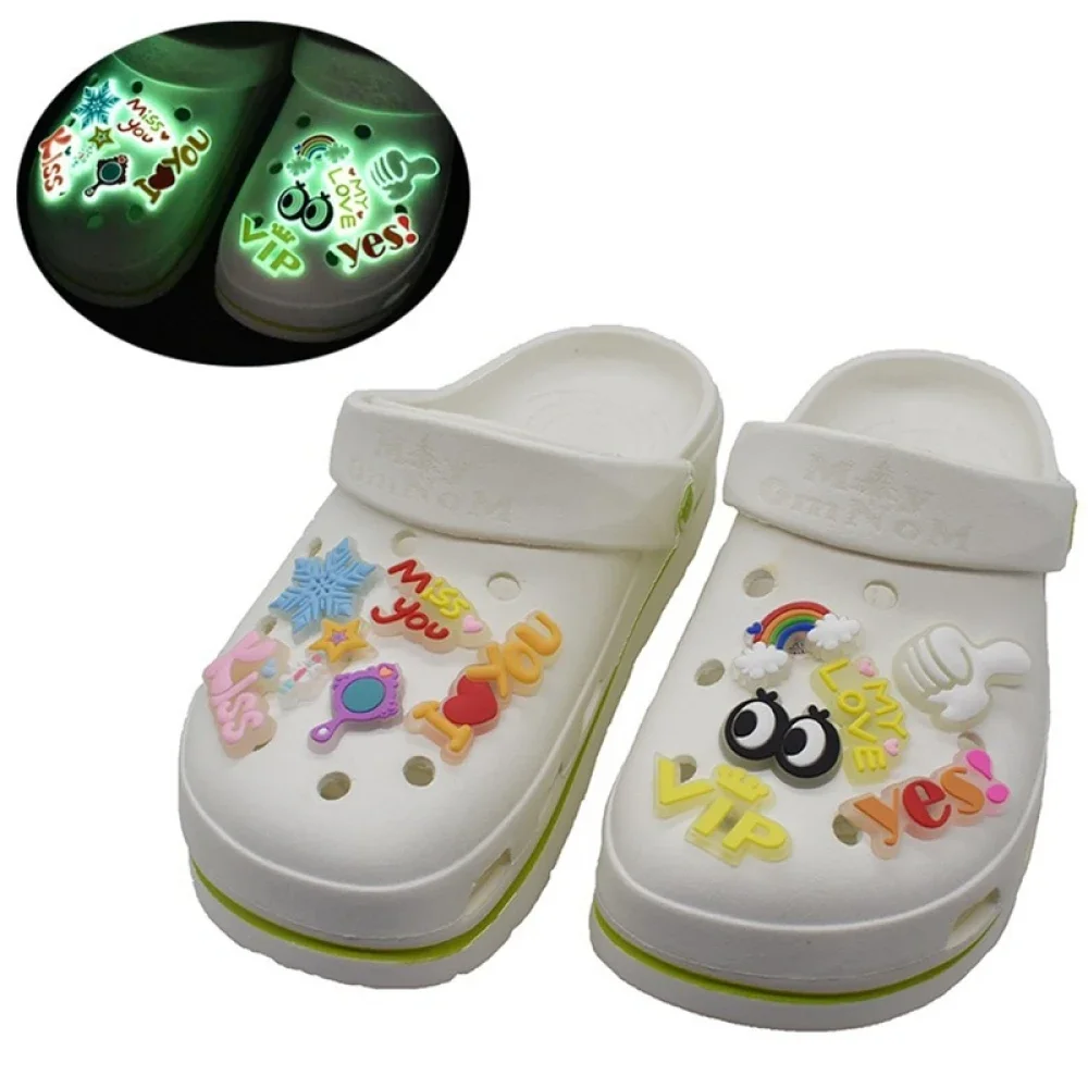 1pcs PVC Shoe Charms Glowing Shoe Decorations Pins for Clog Sandals Women Shoe Charms Luminous Accessories Kids Girls Gifts Set