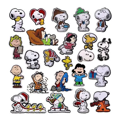 MINISO, 1 Uds., dijes de zapatos de PVC de diseñador, sandalias de Snoopy de dibujos animados, accesorios de decoración superior, bonitas formas de sabueso blanco, hebilla de zueco