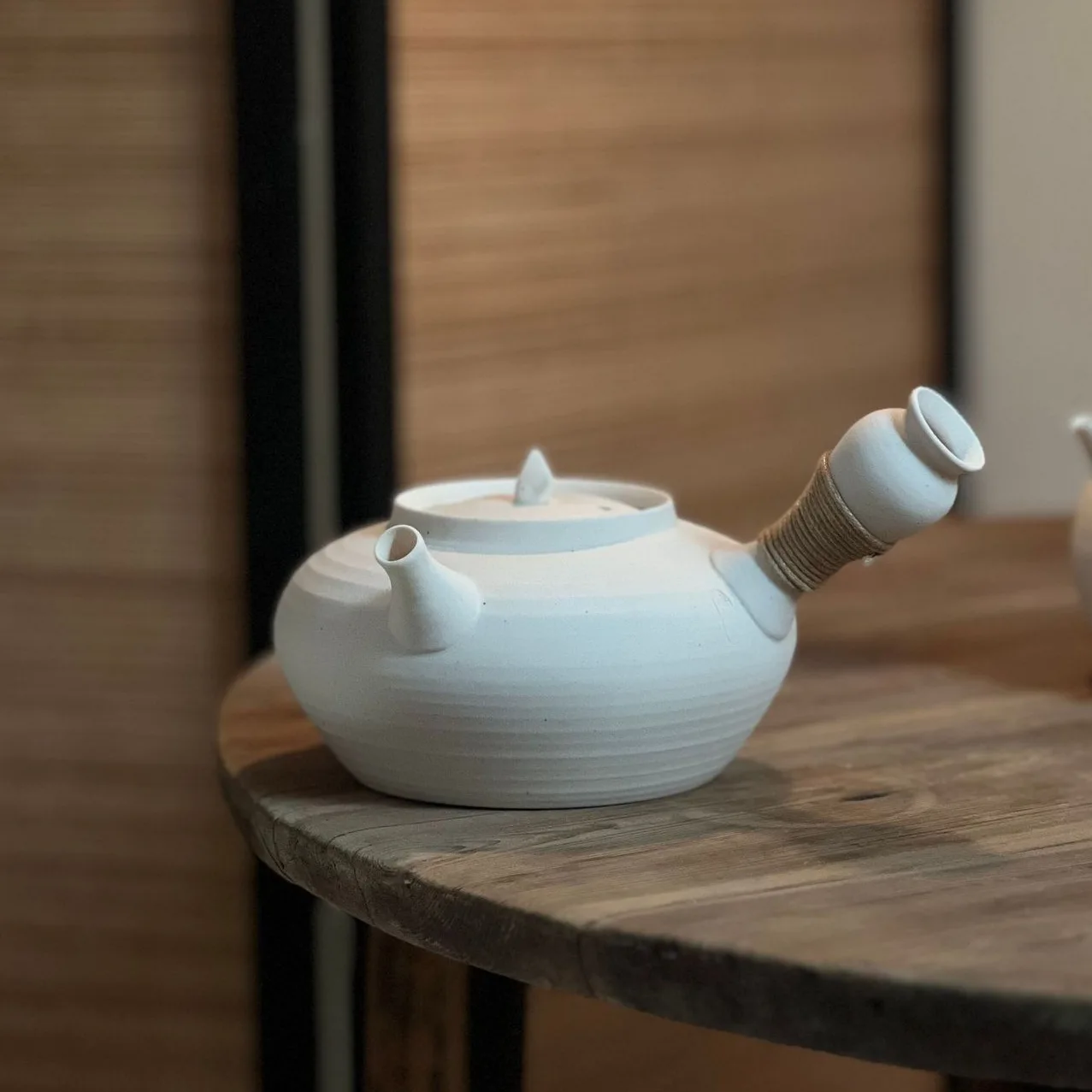 Chaozhou Raw Mineral White Clay Teapot, Side Handle Kettle for Charcoal & Electric Stove Tea Boiling