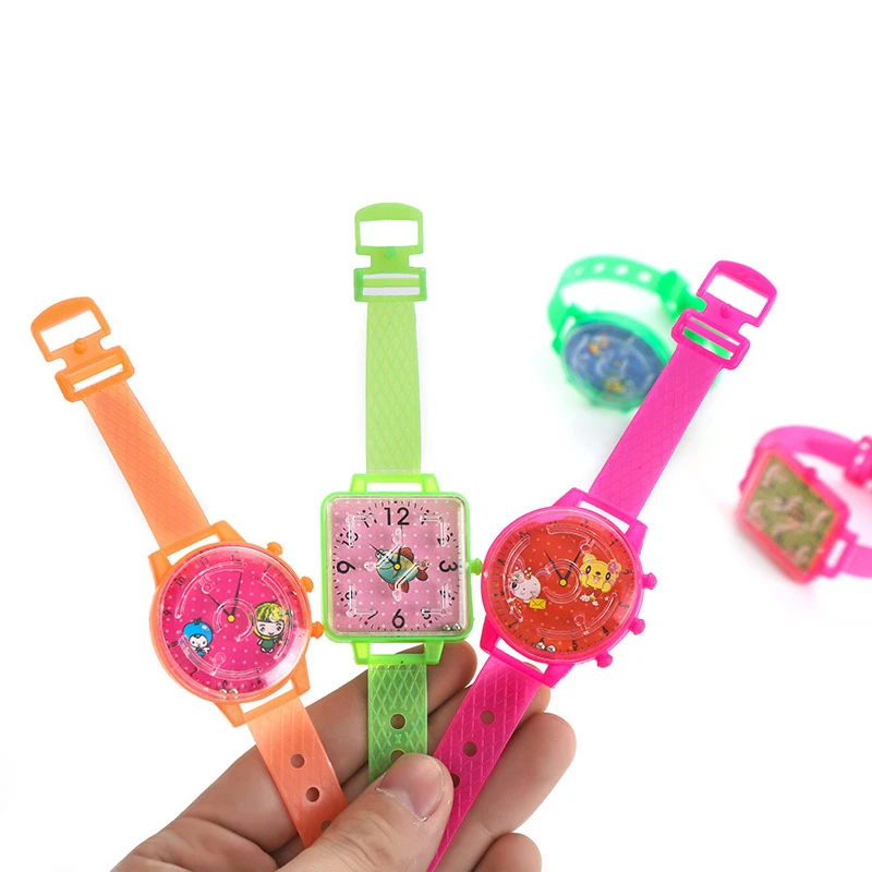 Children's Watch Toys Mini Color Maze Toys Plastic Labyrinth Ball Kids Birthday Party Favors Baby Gift Present