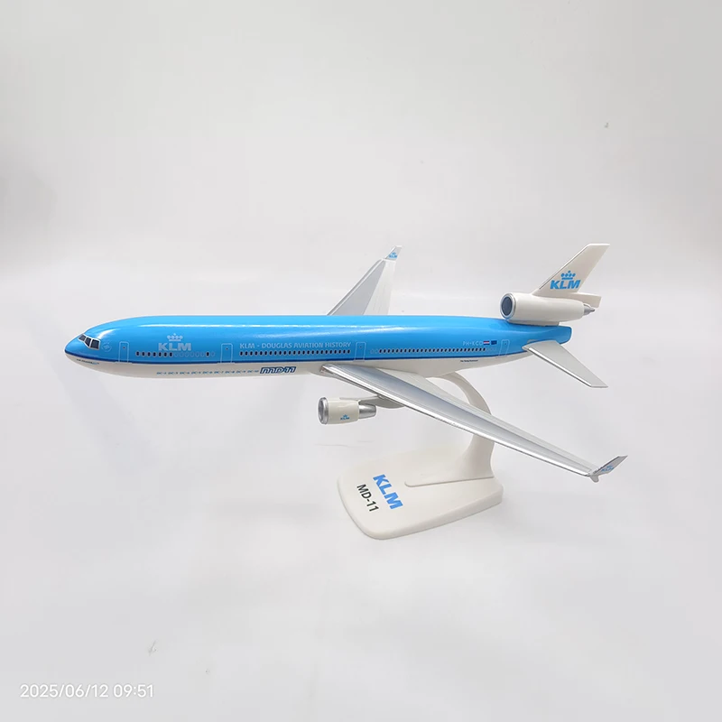 1:200 Scale KLM MD11 MD-11 Airlines ABS Plastic Airplane Model Toy