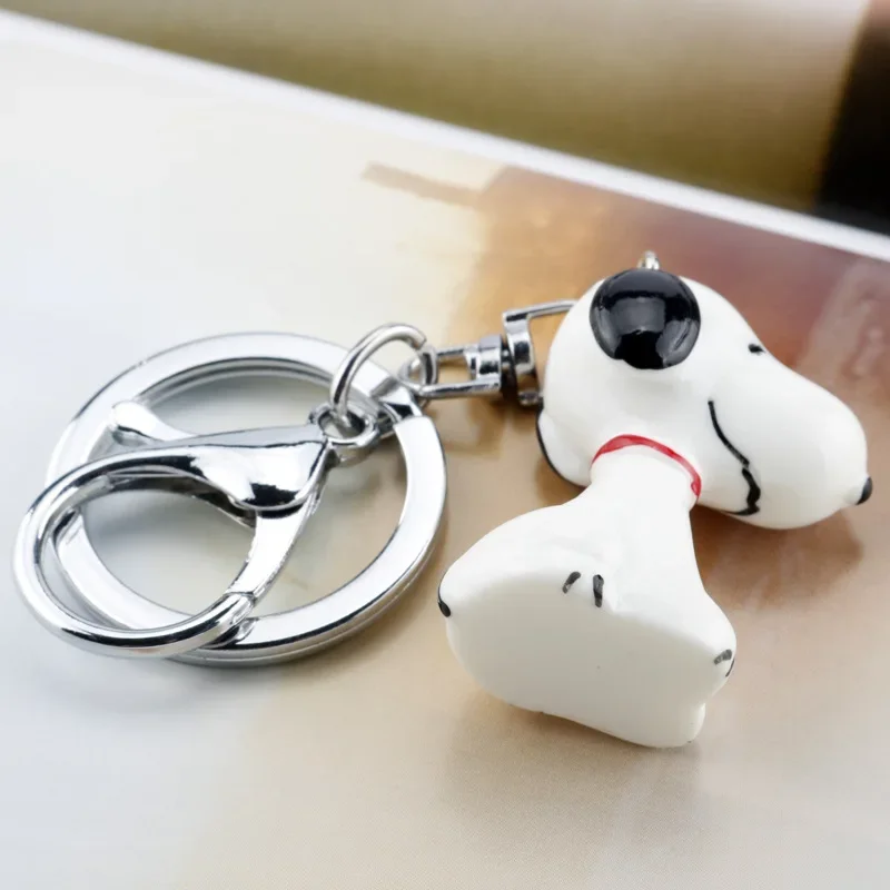 Snoopy Cartoon Keychain Cute Dog Doll Keyring Bag Pendant Women Car Keyholder Creative Bag Trinket Fashion Key Chain Accessories