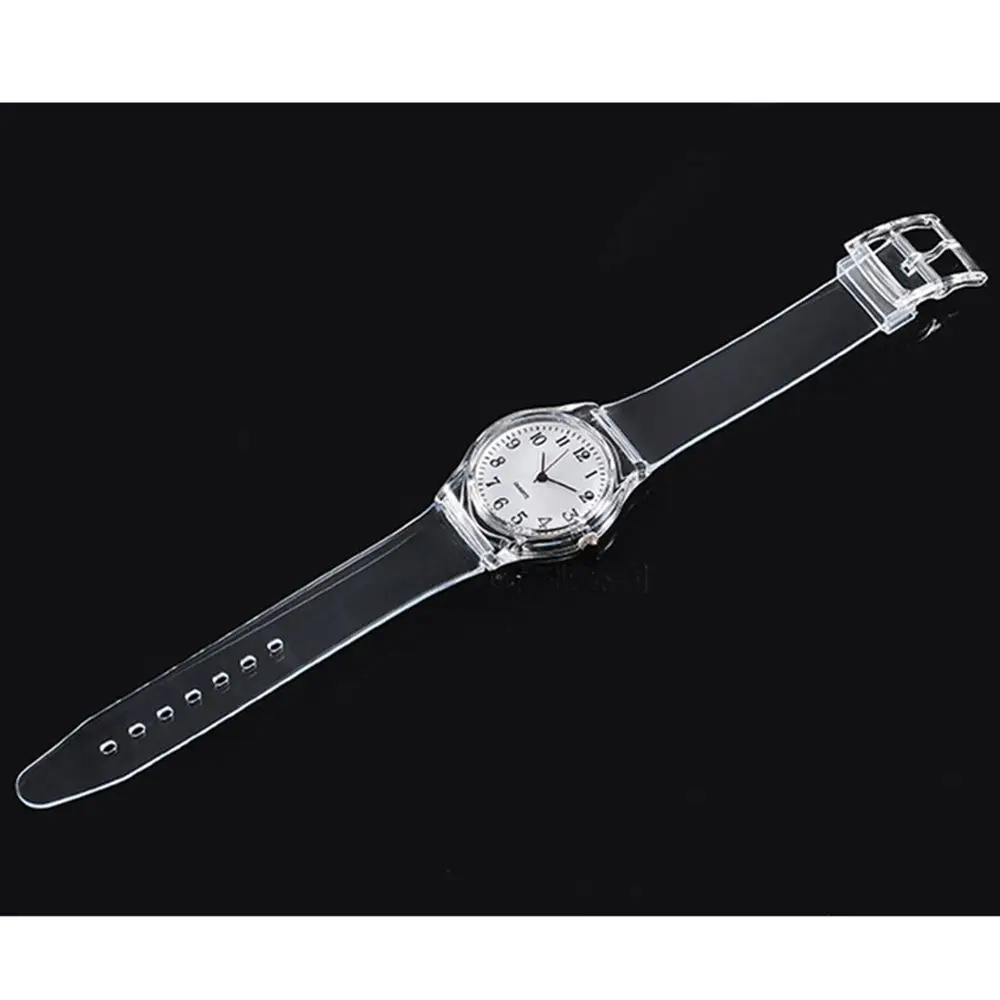 Good Sport Strap PVC Fashion New Round Analog Watches Quartz Wrist Watch Stainless Steel