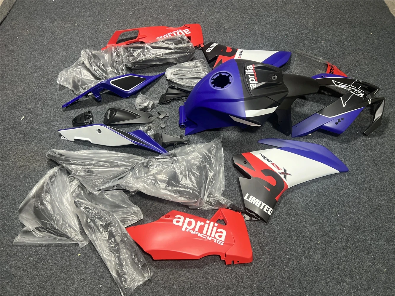 New Fairings Kit Fit For Aprilia RS4 50 125 RS125 2012 2013 2014 2015 2016 2017 2018 RS125 12 13 14 15 16 Bodywork Set Black red