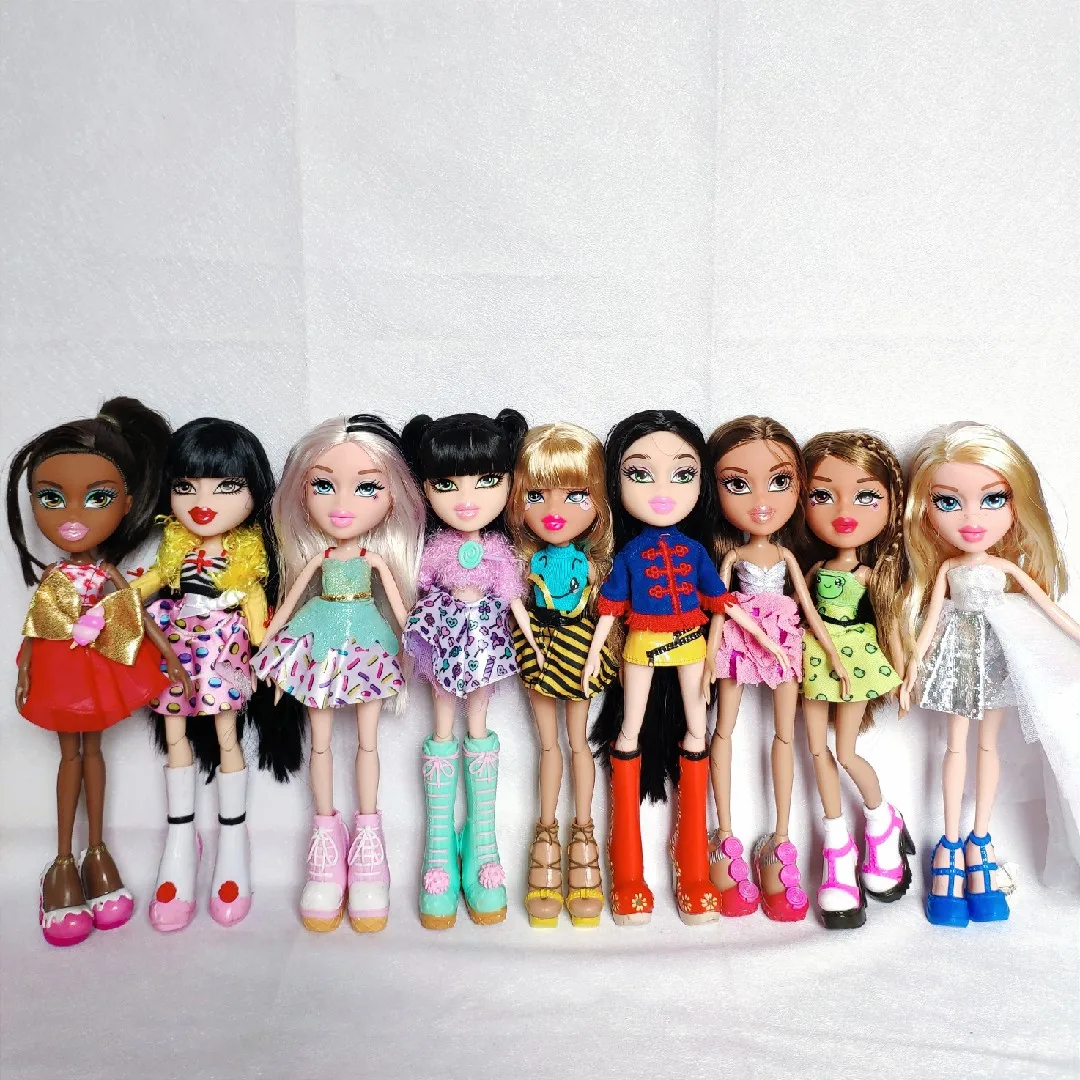 

Bratzs Cloe Jade Sasha Yasmin Action Figures Joints Movable Doll Fashion Dress Up Princess Doll Girl Playing House Toys Gifts