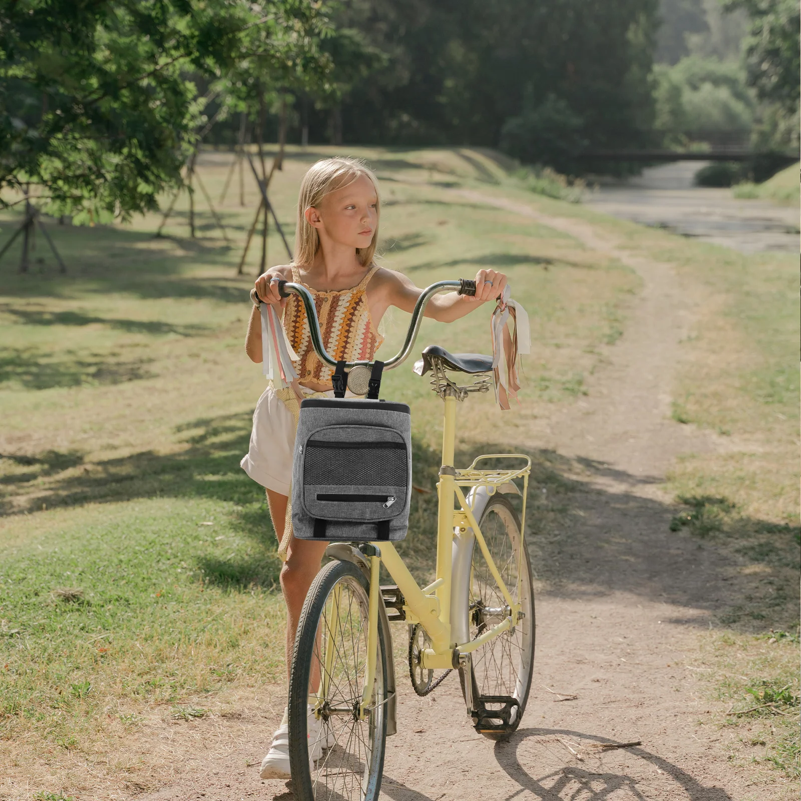 

Large Capacity Bicycle Handlebar Bag for Front Beam Storage 12L Wear-Resistant Polyester Bike Frame Bag for Mountain Road