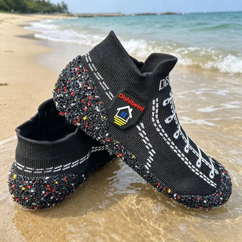 Couple Water Shoes Quick Dry Barefoot Beach Shoes Non-slip Aqua Socks for Men Women Swim Pool Shoes Outdoor Hiking Size 37-46