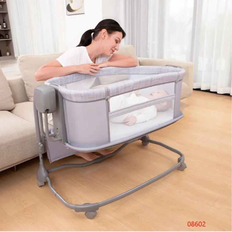 Portable Baby Crib, Mobile Infant Sleeping Basket, Newborn BB Cradle Can Stitching Big Bed