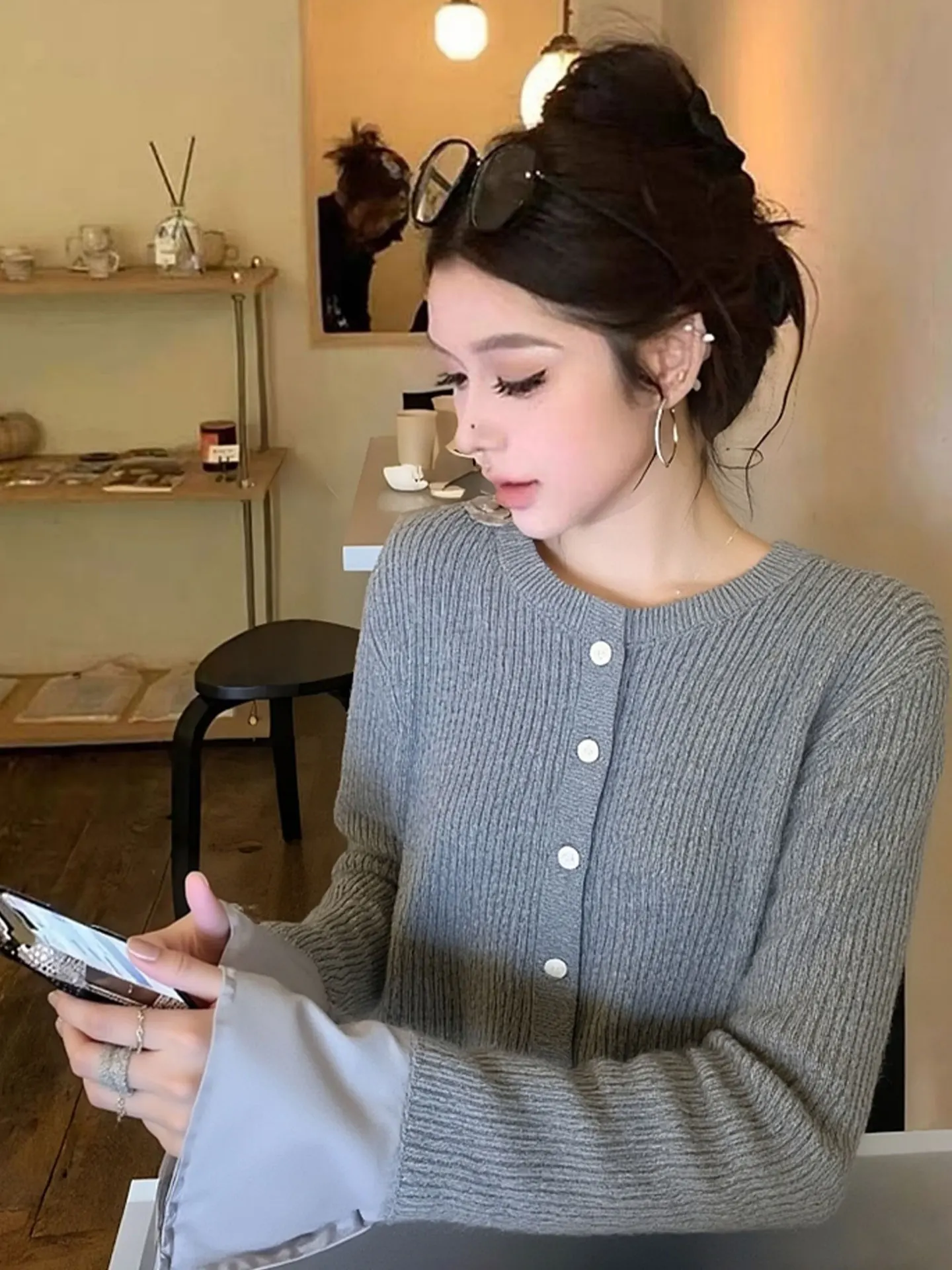 

Faionable Casual Knitwear Long Sve Simple Design Winter 2025 High-End Brand Women's Sweater Soft Comfortable Commute Sle