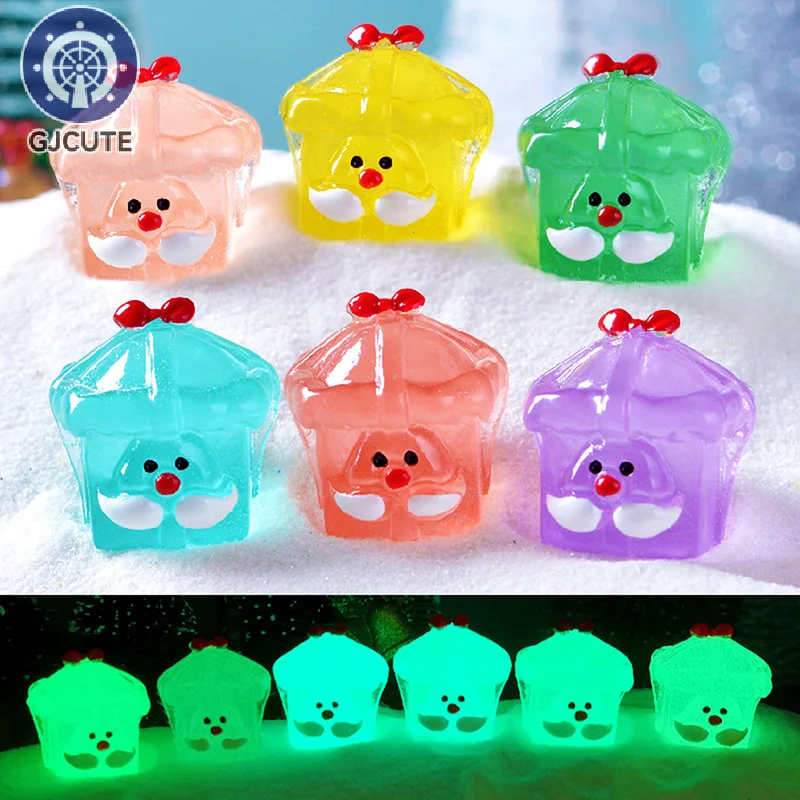 

Mini Luminous Santa Claus Face Gift Box Micro Landscape Ornament Glow In The Dark Car Accessories Home Decoration Christmas Gift