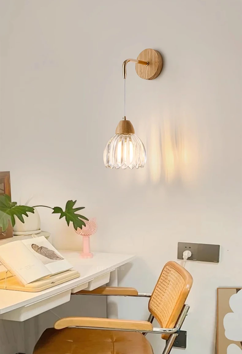 Clear Glass Ceiling Light Wood E27 Bulb