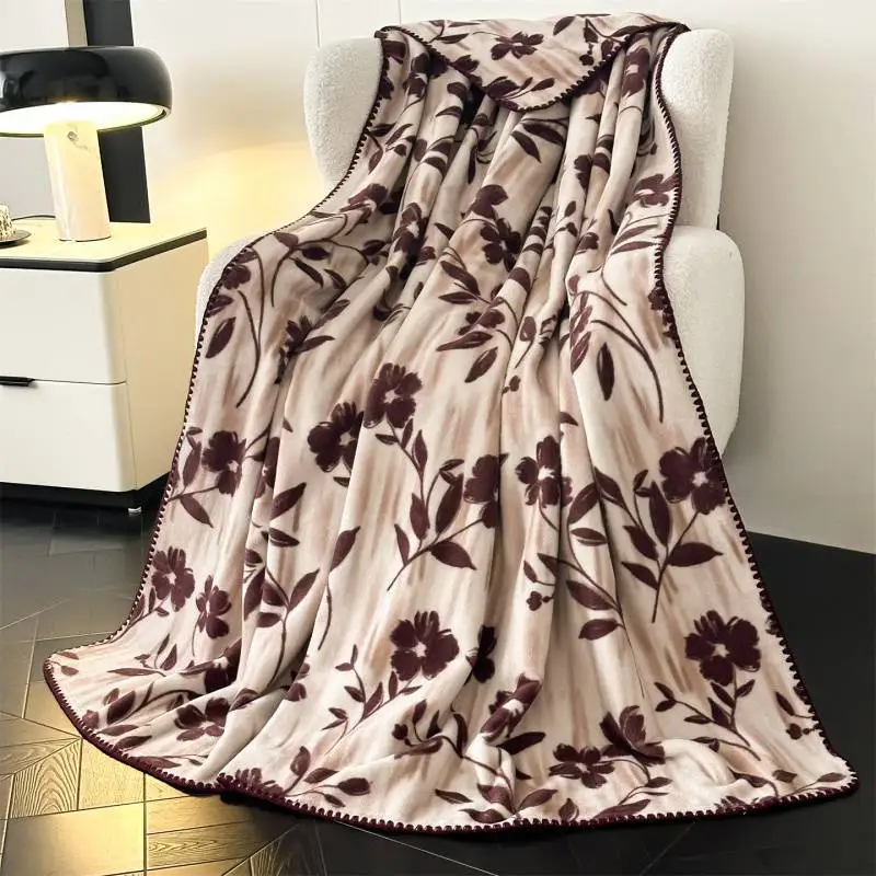 

Одеяло с цифровой печатью, можно использовать с обеих сторон, мягкое и комфортное, антистатическое, не оставляет ворсинок.