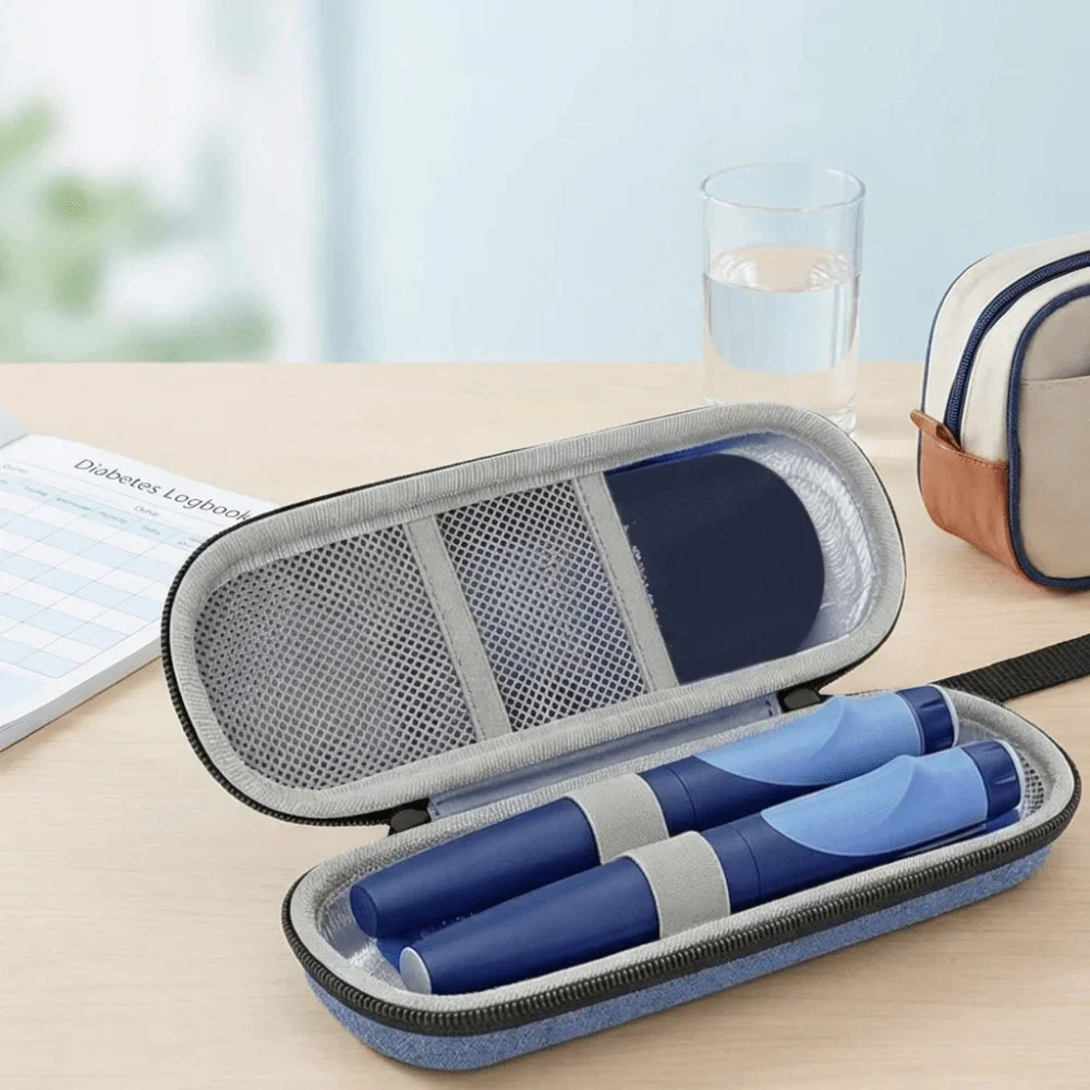 Oxford Cloth Insulin Cooler Bag Insulin Vial Protector Waterproof Insulin Vial Storage Case Thermometer Display