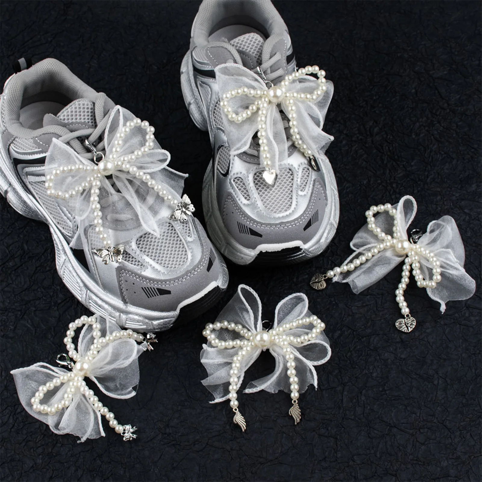 

1Pcs Shoe Bowknot Buckle Decoration Shoe Charm Accessories Fashion White Pearls Shoe Pendant Ornaments for Sneakers