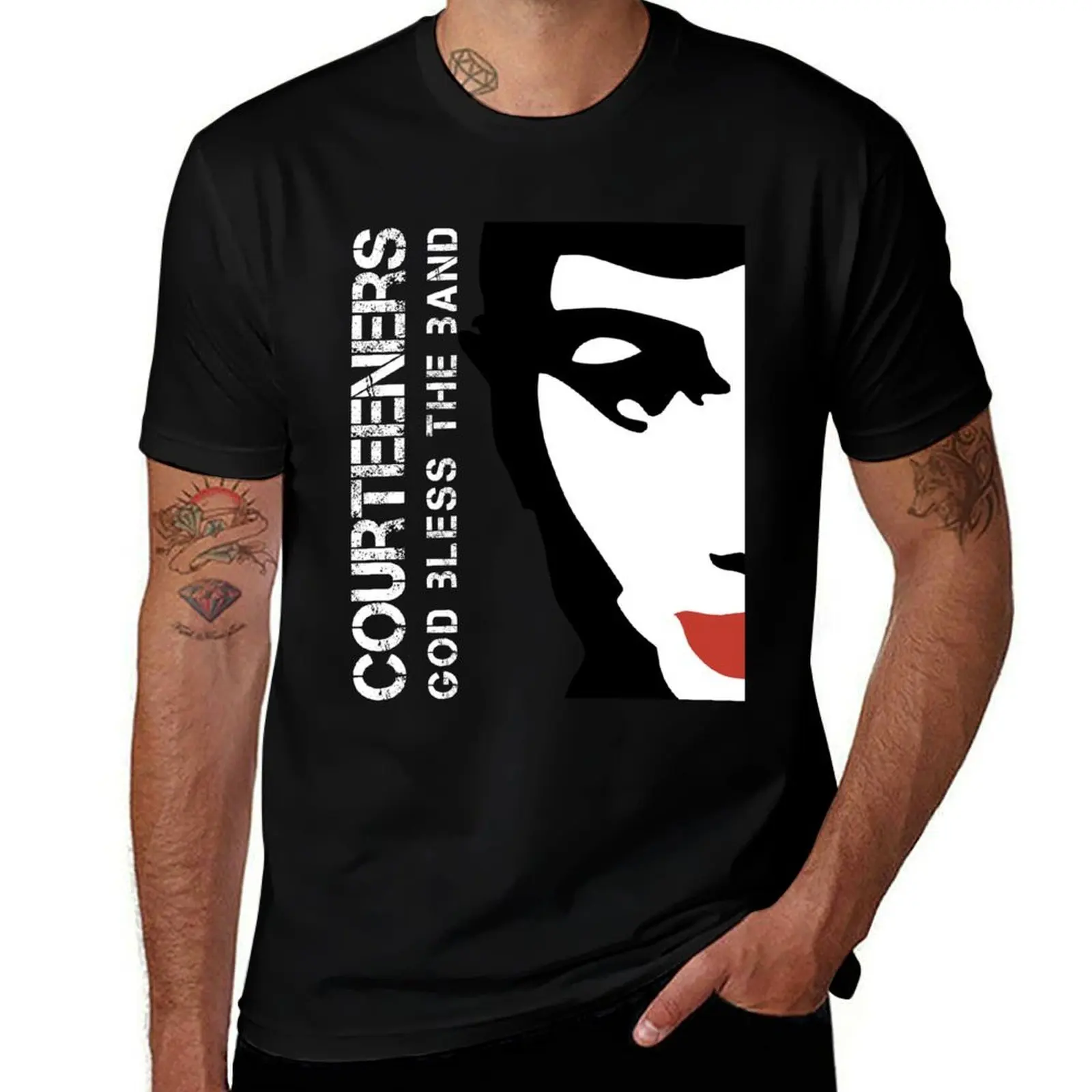 เสื้อยืดลายวงดนตรี Courteeners god bless the band เสื้อยืดผู้ชาย เสื้อยืดลำลองตลกๆ เสื้อยืดอนิเมะผู้ชาย