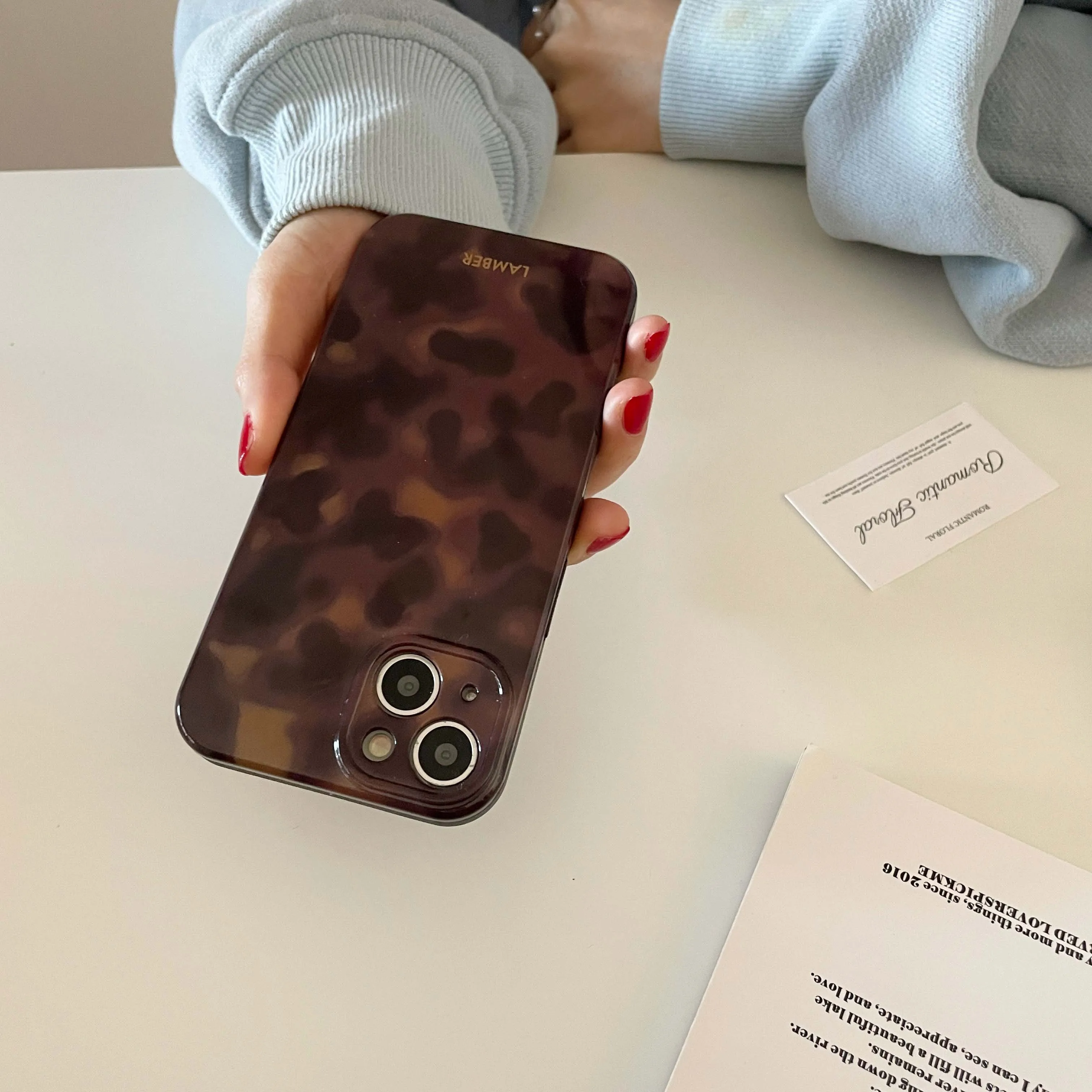 Amber retro brown silicone soft imd shockproof phone case for iphone 14 12 11 13 pro max 15 promax protector back cover image 2