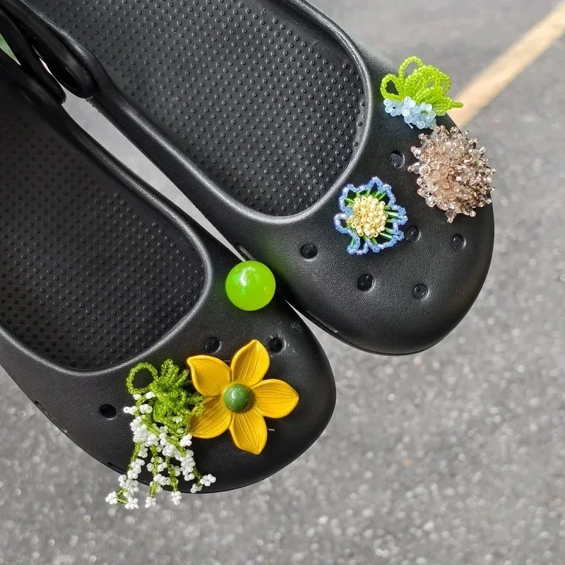 SummerRetro HawaiianPlumeria Flower ShoeCharms Boho Green Beaded Pearl Handmade DIY Decor Accessories Set for Women Ballet Clogs