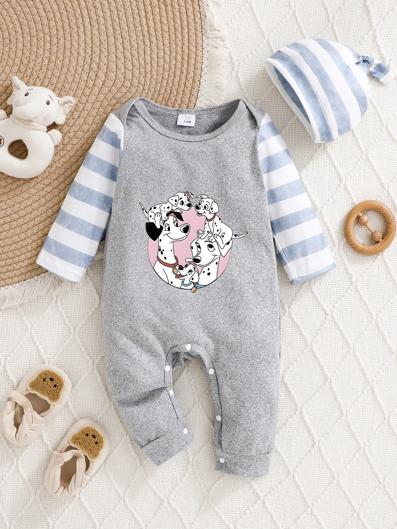 

【Официально авторизовано】 Детский комбинезон с капюшоном Disney 101 Dalmatians | Нежная и уютная ткань, полосатый принт на рукавах