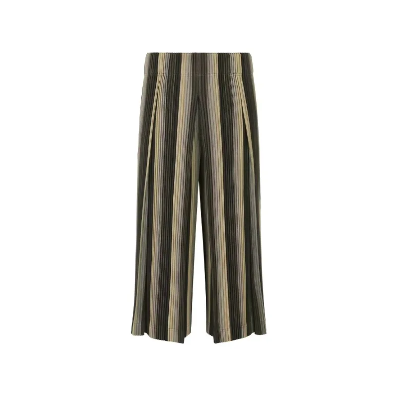 

Miyake Pleated Colorful Cropped Pants for Men, Casual Loose Hanging Wide Leg Pants, Fashionable Shorts, 2025 Summer New Style