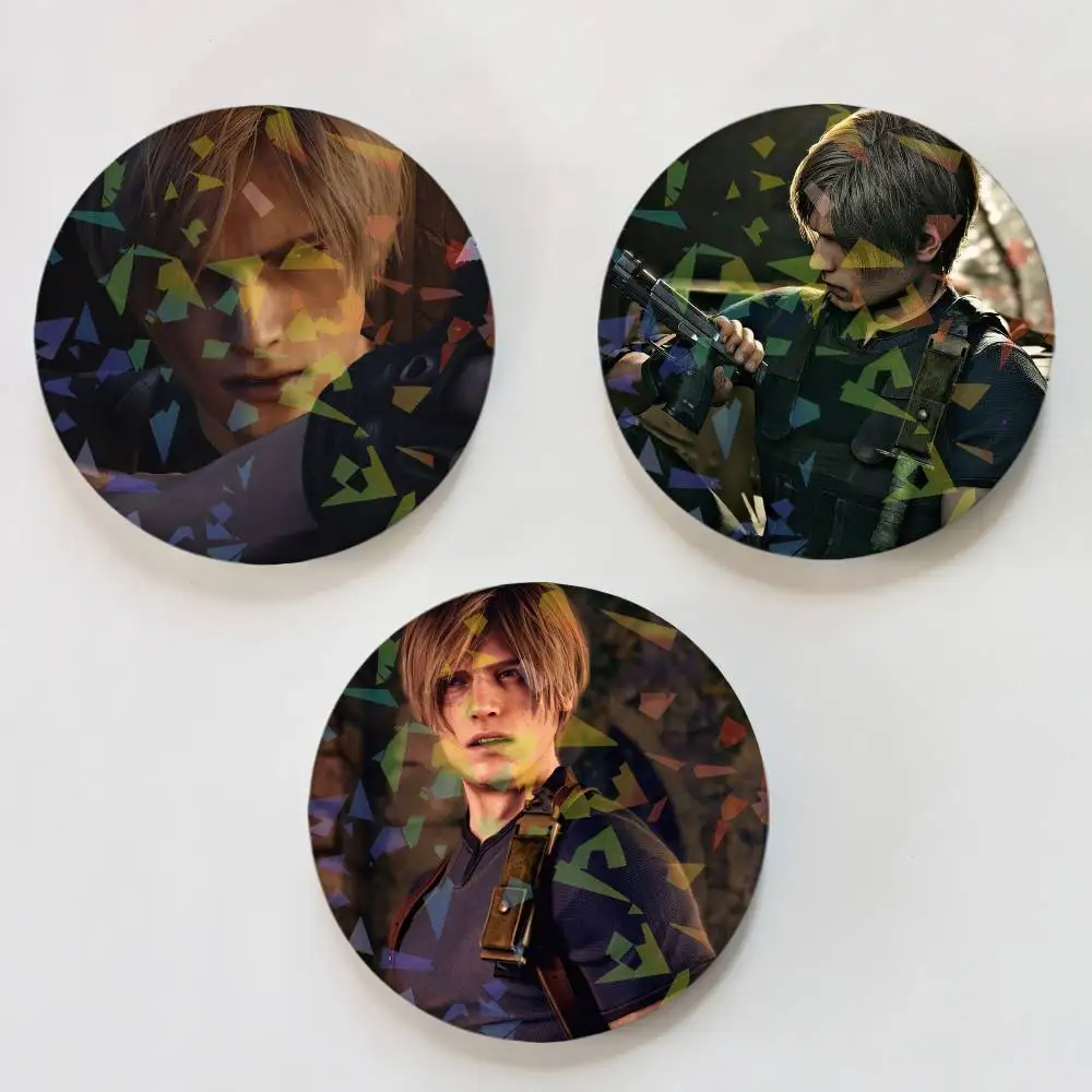 R-Resident Evil  Leon Kennedy Round Laser Badge Brooch Clothes Backpack Accessories Lapel Decoration Gift