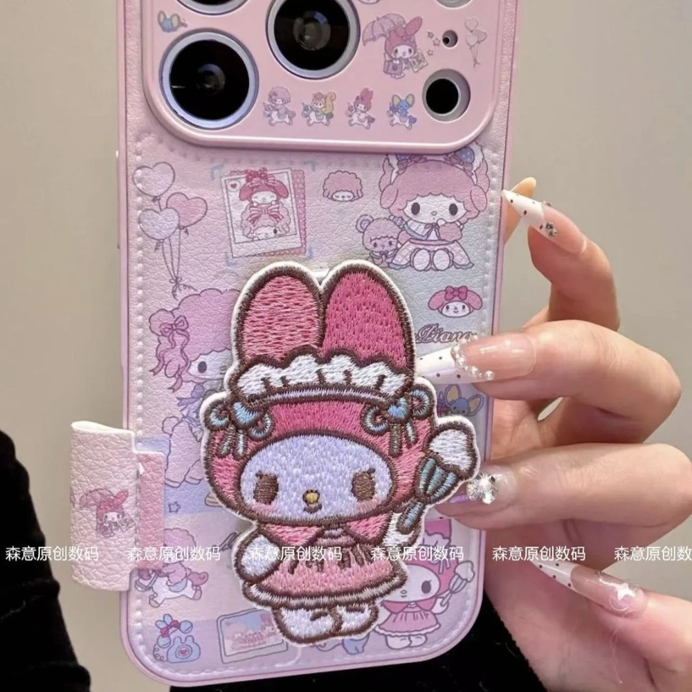 Urocze etui na telefon z hafte – Embroidery Texture recenzja i cena