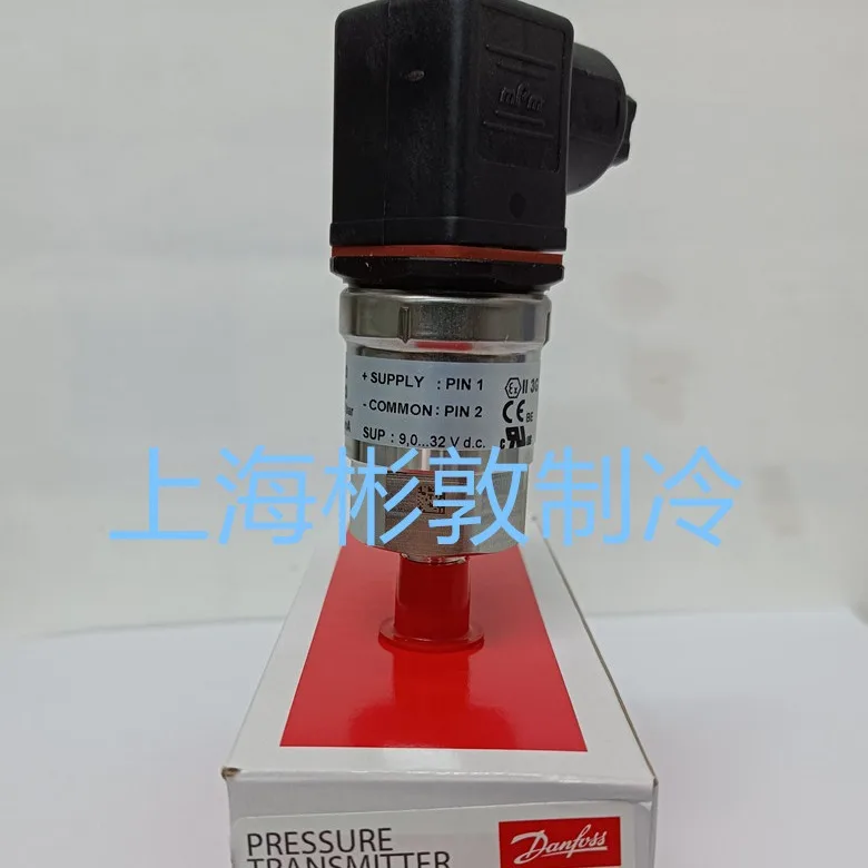 Danfoss Pressure Sensor, Refrigeration And Air Conditioning Pressure Transmitter AKS3000 060G1323 060G132