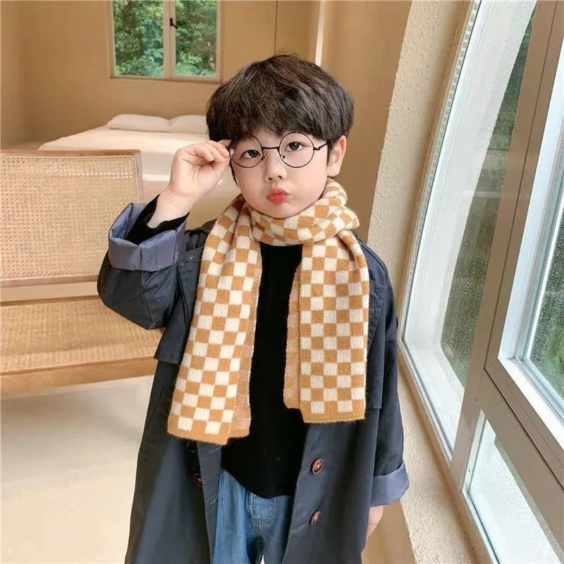 Black and white checkerboard checkerboard knitted scarf Korean version black and white check children's scarf warm autumn and wi