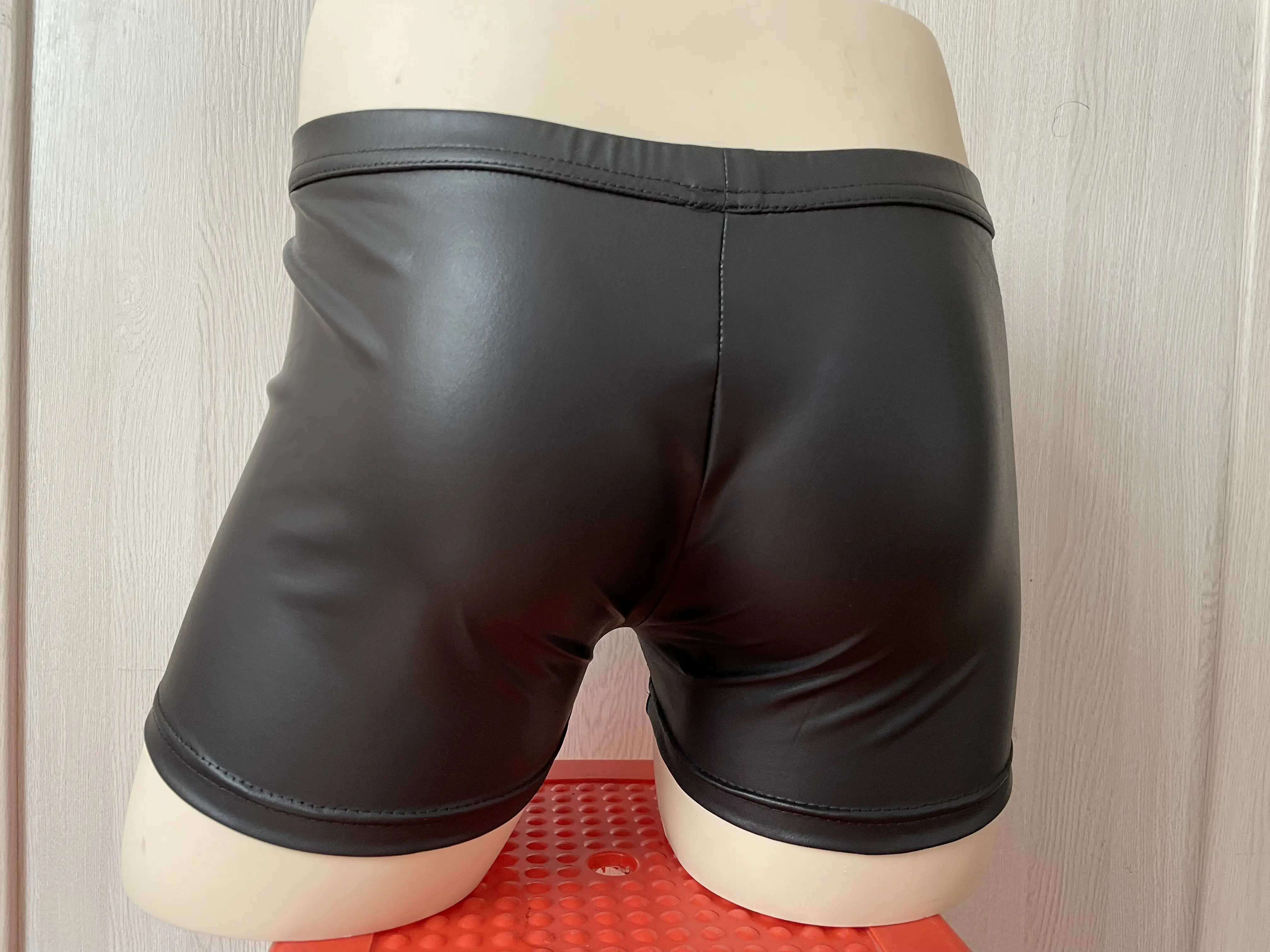 M-2XL Plus Size Elastic Waist Sexy Men Boxer DS Thongs Gay Underwear Wet Look Faux Leather Penis Sheath Panties