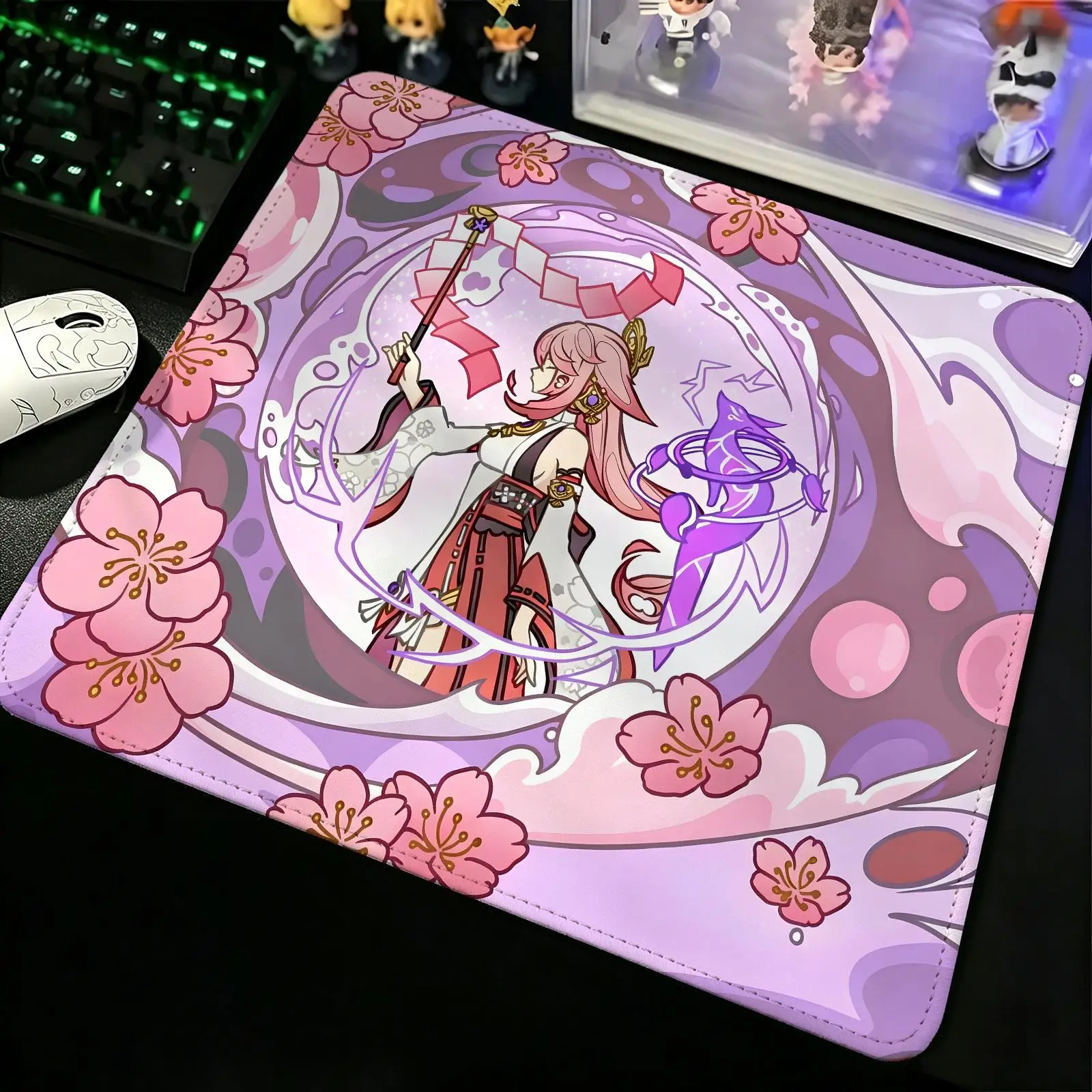 Compact Gaming Mat Reinforced Stitched Border, S/M/L Portable Laptop Desk Pad Office & E‑sports Genshin Impact Yae Miko