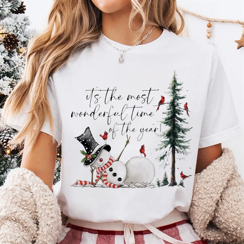 

Футболка с принтом снеговика и кардинала птицы, модная женская базовая милая одежда с героями мультфильмов, топ с круглым вырезом, повседневная футболка в рождественском стиле