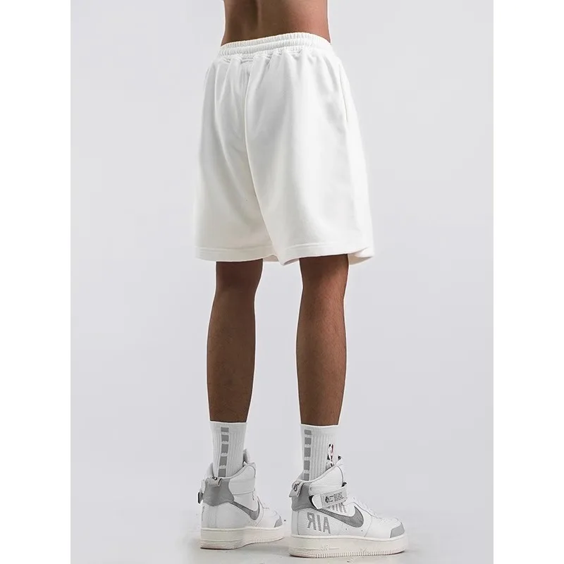 Американские уличные белые тяжелые спортивные шорты мужские четырехсезонные свободные повседневные однотонные брюки с пятью точками