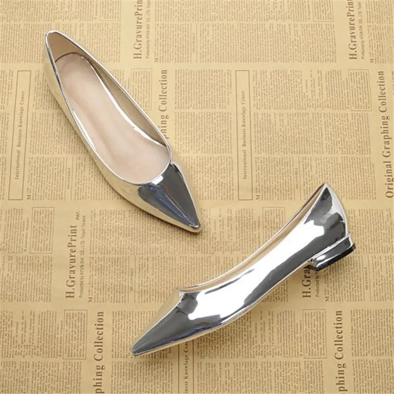 Fashion women toe pointed shallow mouth japanned leather flat heel flat gold single shoes small yards plus size women's shoes