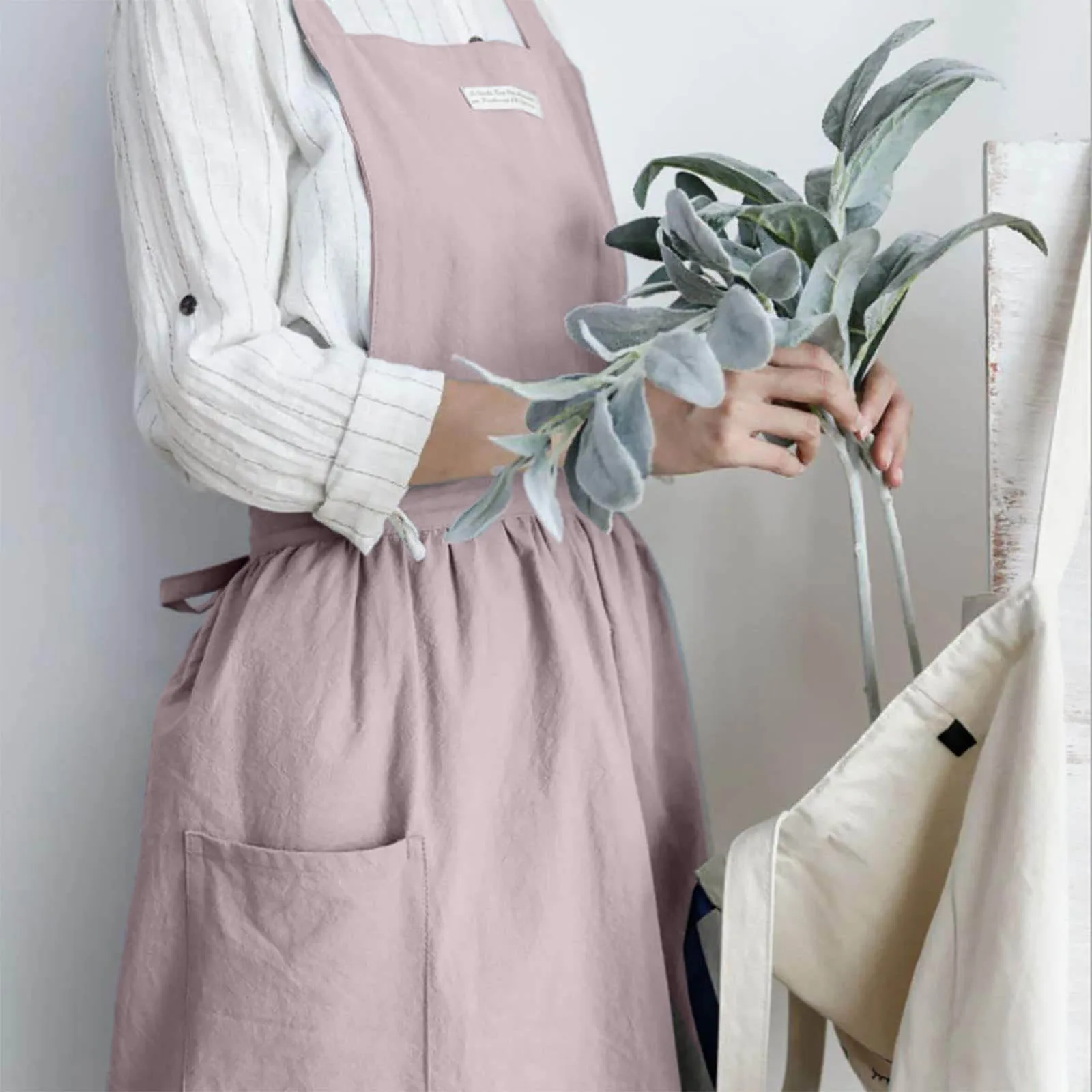 

2024 New Lovely Retro Lady's Aprons for Women Girls Cake Kitchen Fashion Cooking Apron Chic with Pockets for Gift Linen