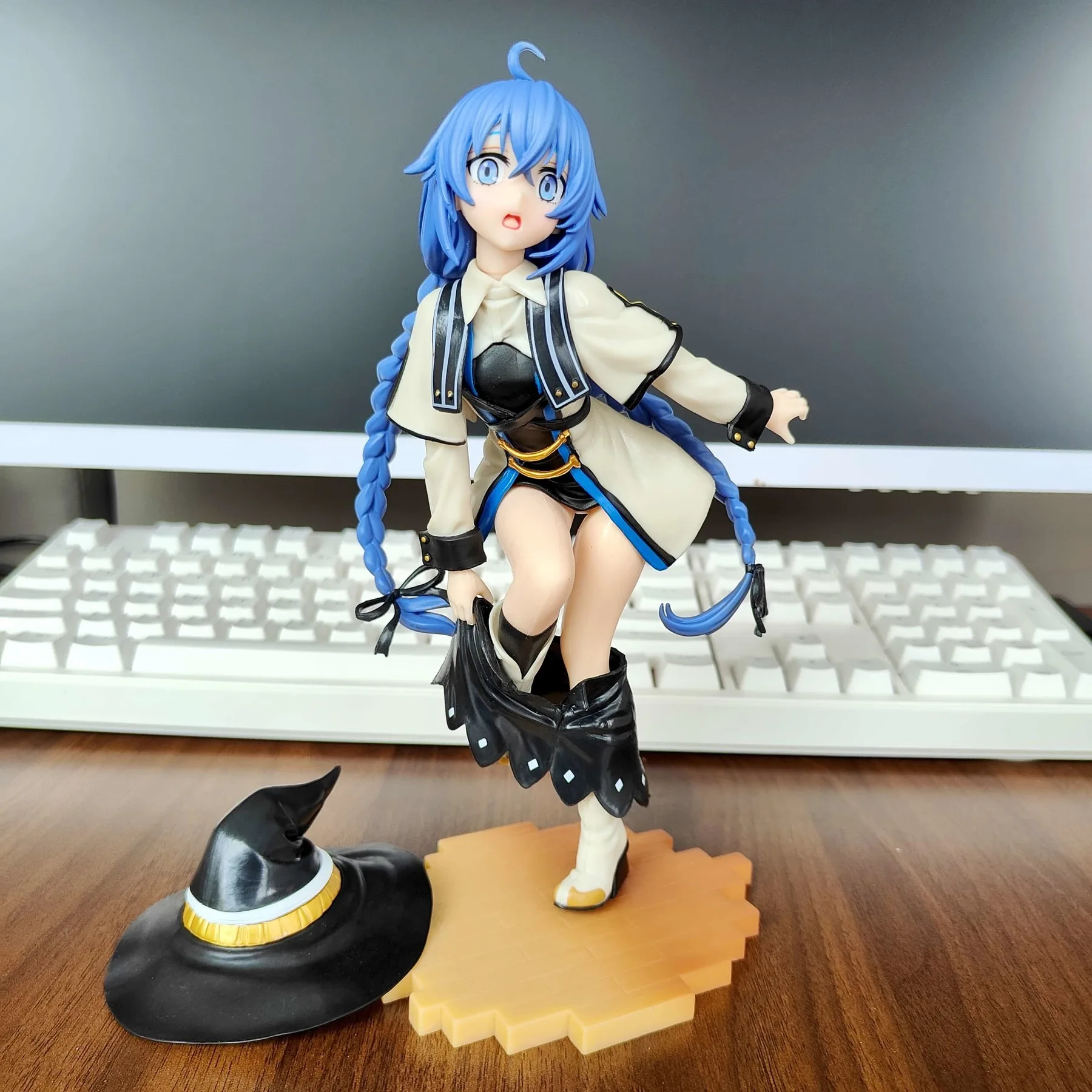 تمثال Mushoku Tensei Roxy Migurdia تمثال التناسخ العاطلين من مادة PVC مجموعة نماذج الرسوم المتحركة ألعاب تزيين سطح المكتب