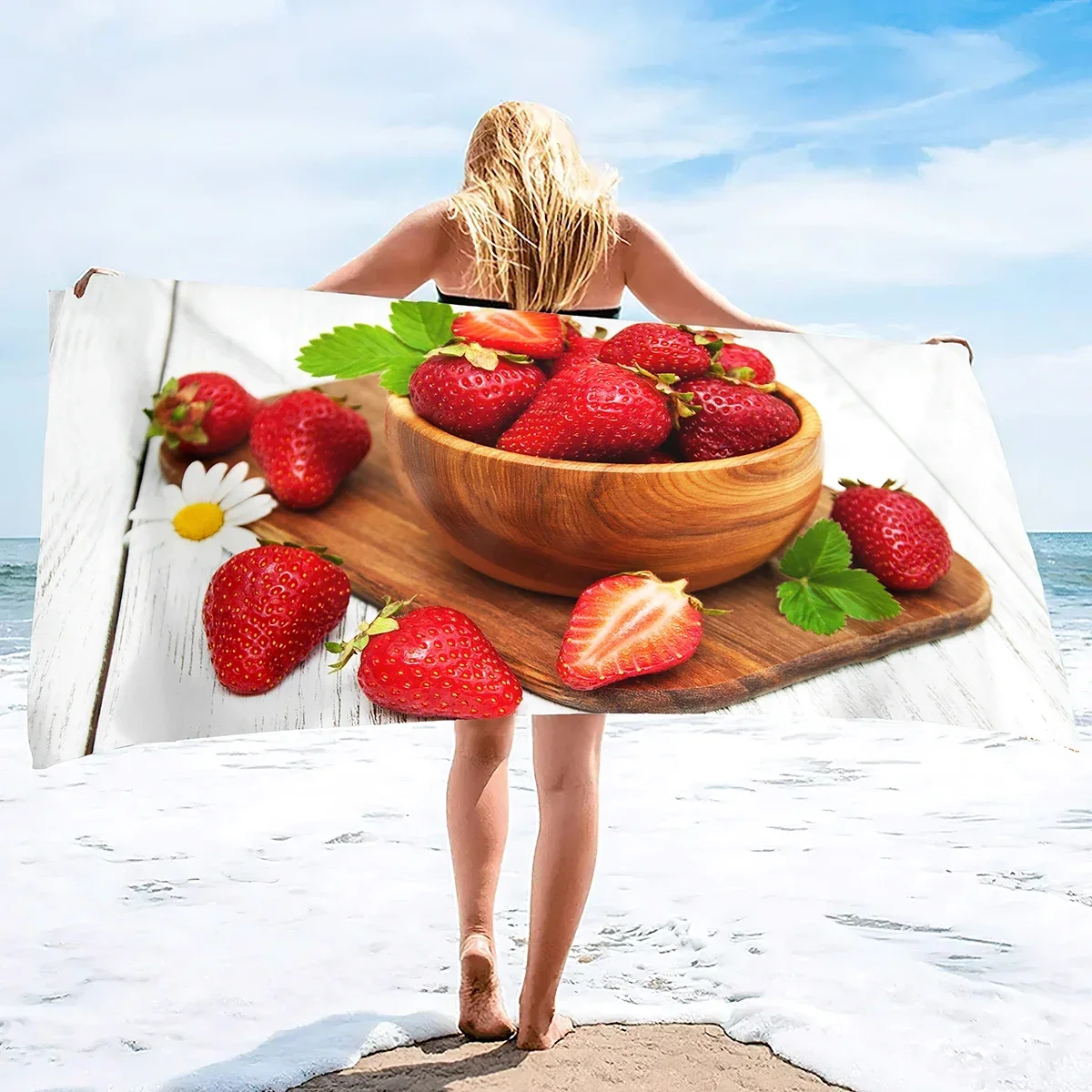 Strawberry Print Beach Towels, Microfiber Beach Towels for Travel, Quick Dry Towel Blanket, Lightweight Beach Towels for Adults