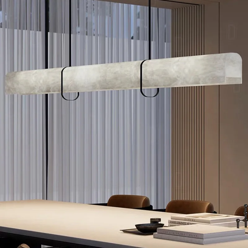 

Long chandelier Japanese minimalist antique style bar counter one word coffee shop catering