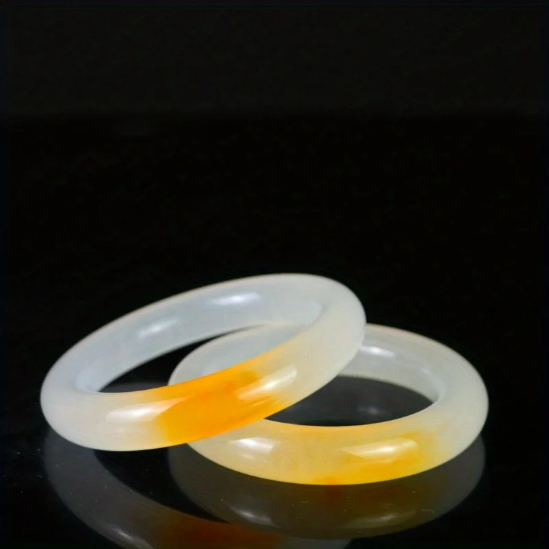 

Natural High Ice Quartzite Jade Retro Classic Women's Bracelet